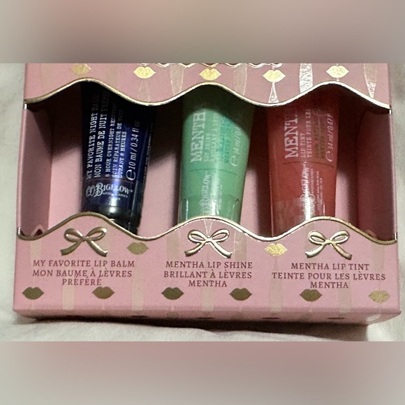 ✨New in Box✨ Bath & Body Works: Lip Routine Trio Gift Set - Picture 4 of 6